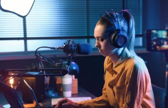 The Best 5 Equipments on Amazon for Professional YouTubers